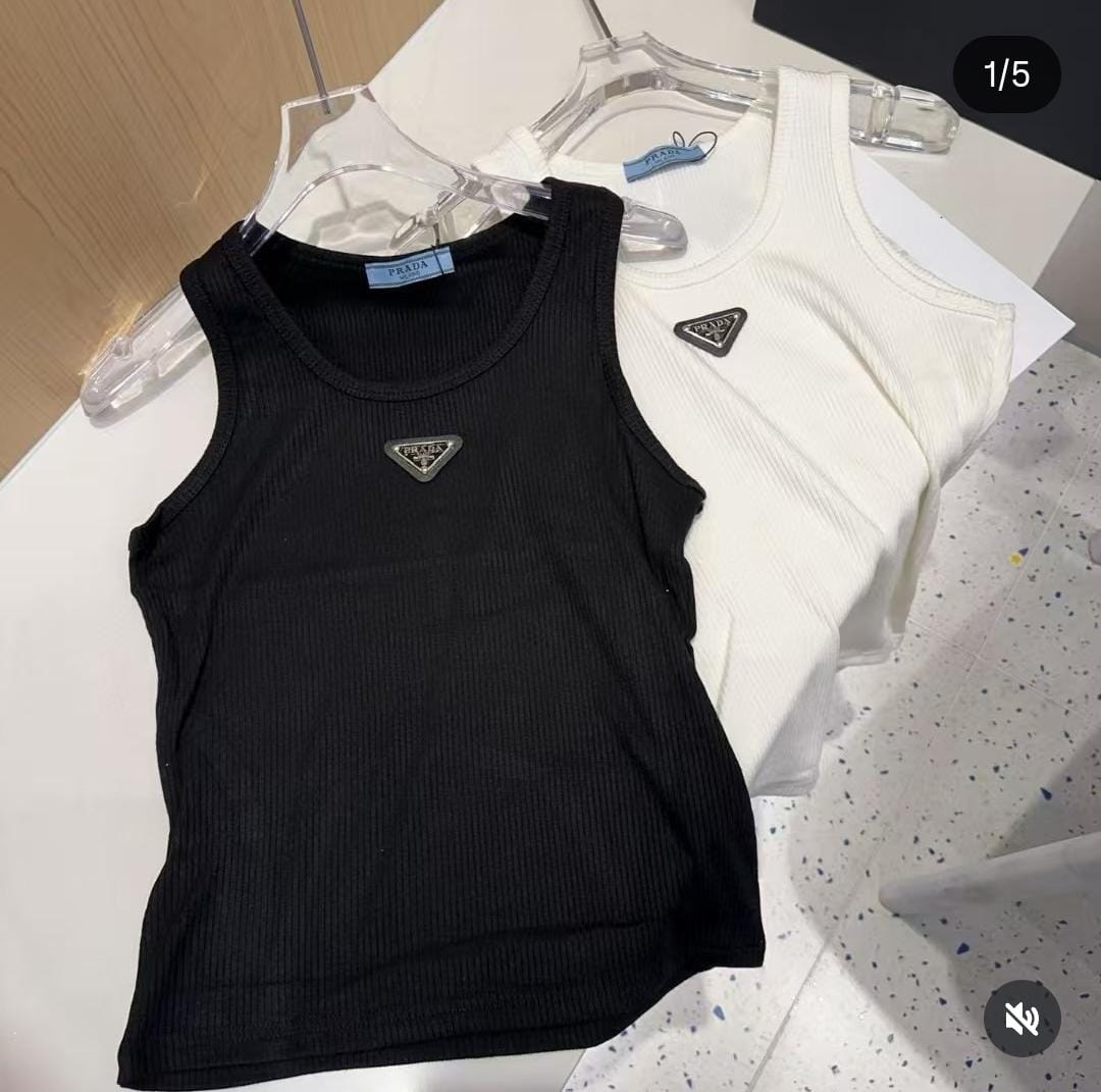 Ribbed Emblem Tank